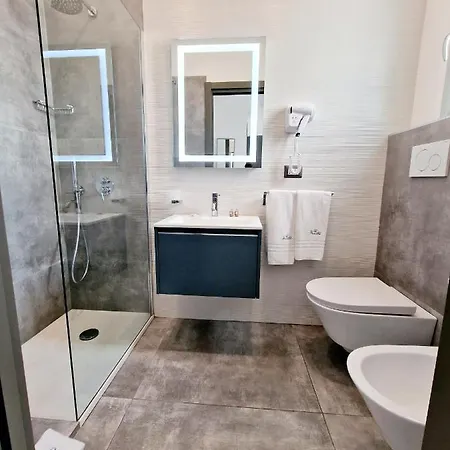 Marebed & Oda ve Kahvaltı 4*