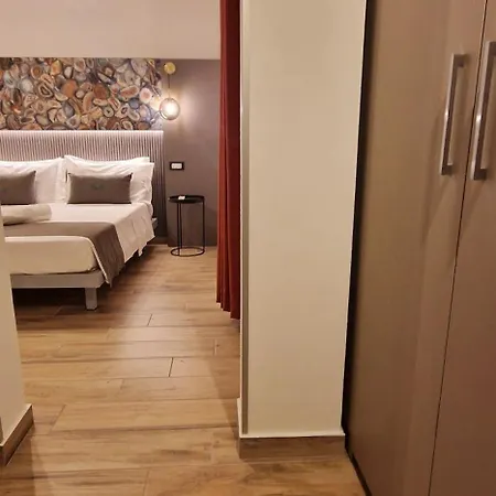 Marebed &